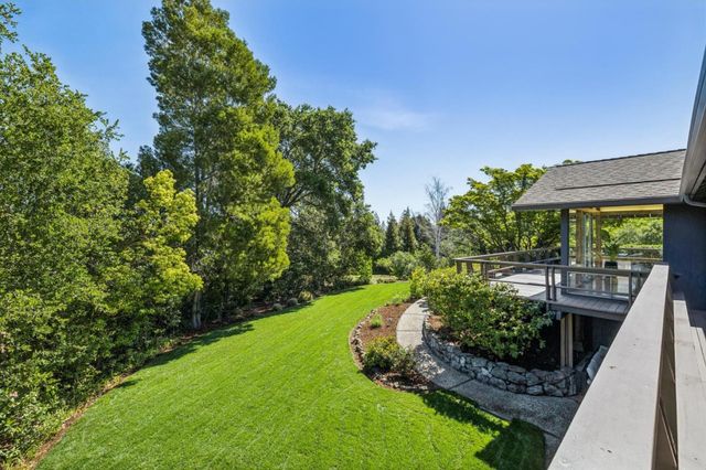 25845 Springhill Drive, Los Altos Hills, CA 94022