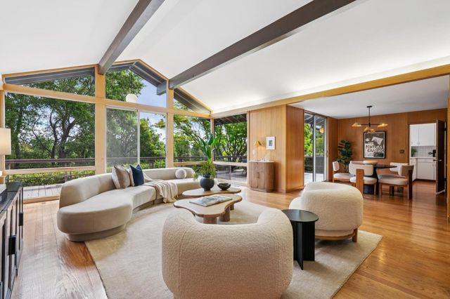 25845 Springhill Drive, Los Altos Hills, CA 94022