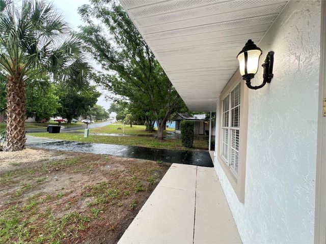 9315 PINE LANE, Ocala, FL 34472