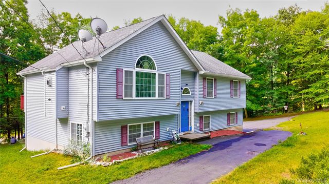 168 Dunn Town Road, Wurtsboro, NY 12790