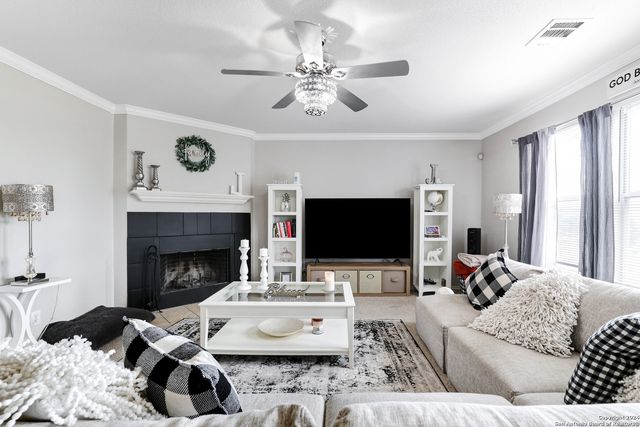 11006 FUNNY CIDE, San Antonio, TX 78245