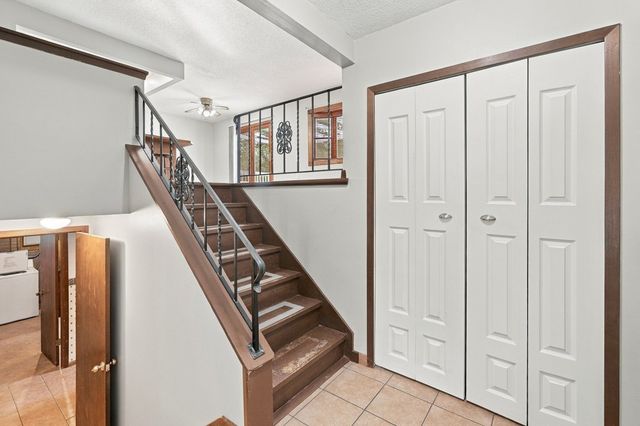 3330 Fairview Drive, Bettendorf, IA 52722
