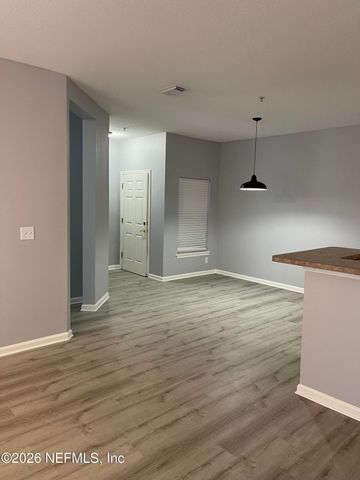 6984 ORTEGA WOODS Drive 8-6, Jacksonville, FL 32244