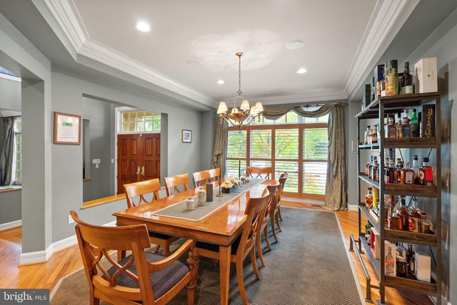 7016 WINTERBERRY LN, Bethesda, MD 20817