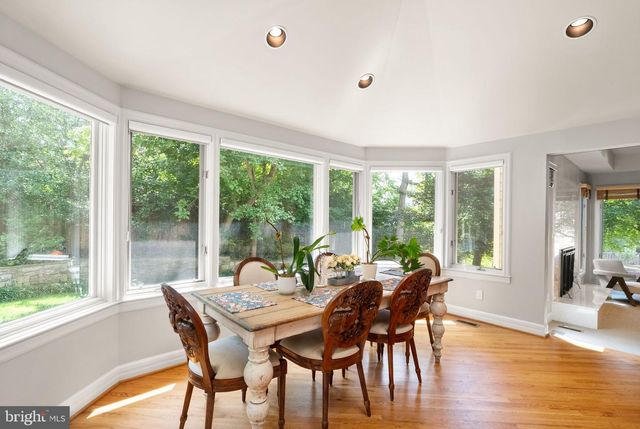 7016 WINTERBERRY LN, Bethesda, MD 20817