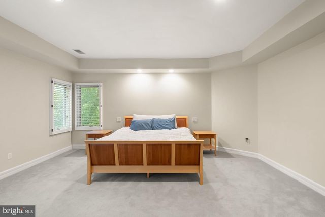 7016 WINTERBERRY LN, Bethesda, MD 20817