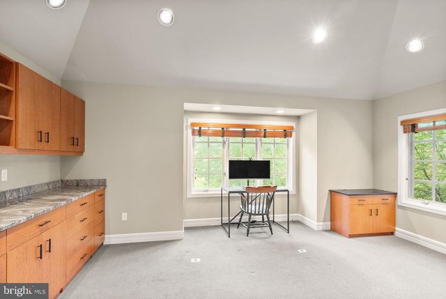 7016 WINTERBERRY LN, Bethesda, MD 20817