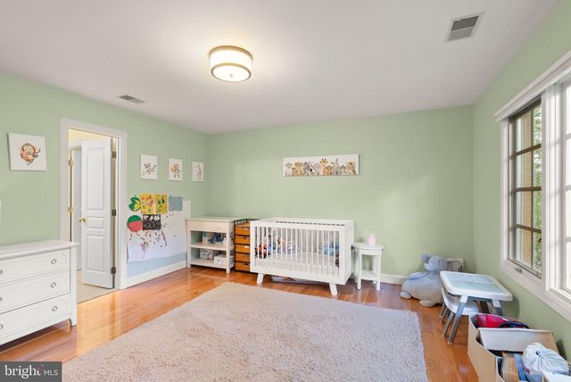 7016 WINTERBERRY LN, Bethesda, MD 20817
