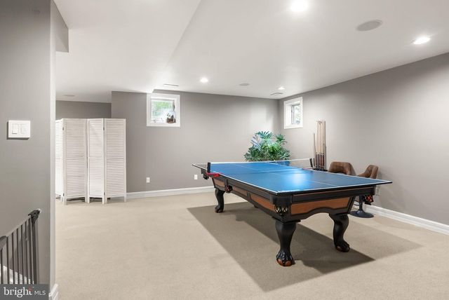 7016 WINTERBERRY LN, Bethesda, MD 20817