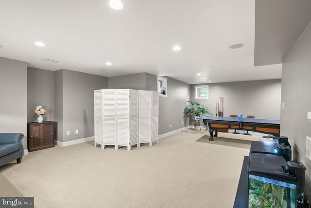 7016 WINTERBERRY LN, Bethesda, MD 20817