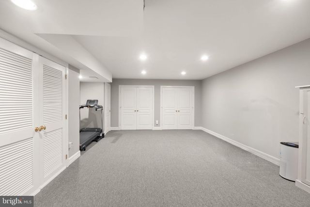 7016 WINTERBERRY LN, Bethesda, MD 20817