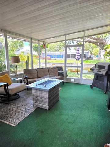 1158 8th St, Okeechobee, FL 34974