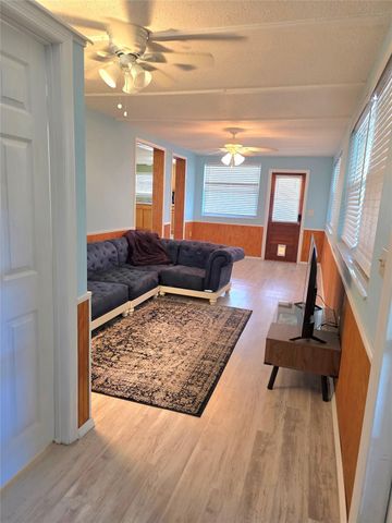 1158 8th St, Okeechobee, FL 34974