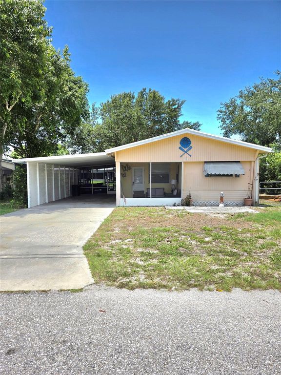 1158 8th St, Okeechobee, FL 34974