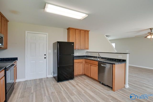 128 Farmington Drive, Harvest, AL 35749