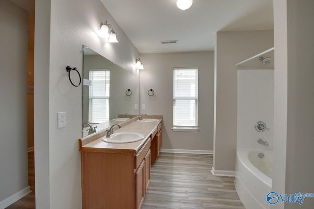 128 Farmington Drive, Harvest, AL 35749