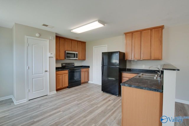 128 Farmington Drive, Harvest, AL 35749