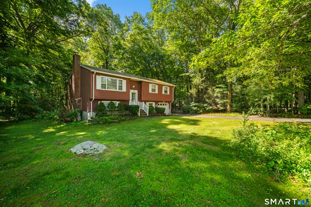 45 Partridge Hollow Road, Ledyard, CT 06335
