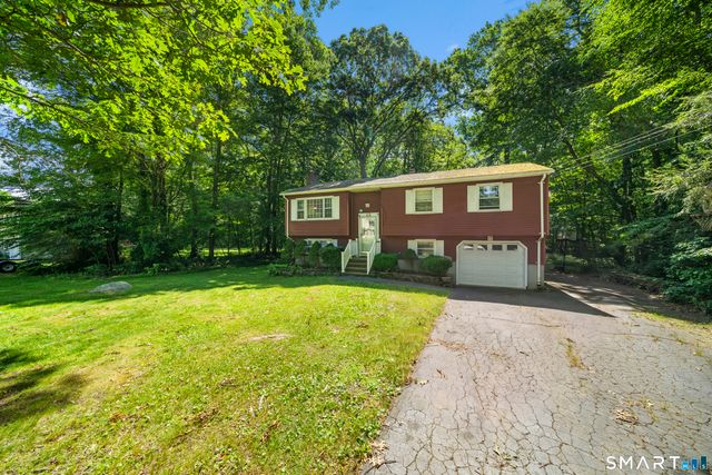 45 Partridge Hollow Road, Ledyard, CT 06335