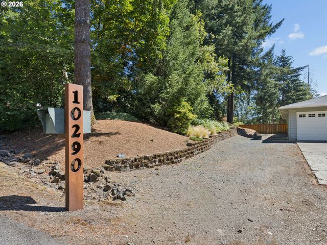 10290 Se EASTMONT Dr, Damascus, OR 97089