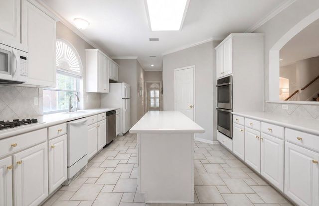 1303 Red Oak Court, Sugar Land, TX 77479