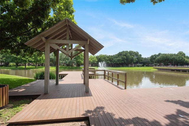 1303 Red Oak Court, Sugar Land, TX 77479