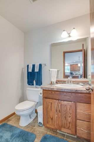2678 57th Avenue S, Fargo, ND 58104