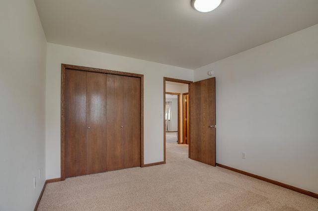 2678 57th Avenue S, Fargo, ND 58104