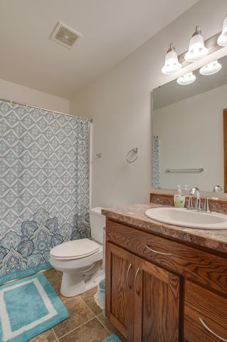 2678 57th Avenue S, Fargo, ND 58104