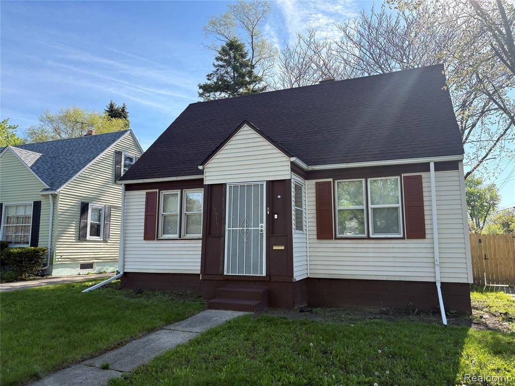 19916 Westphalia Street, Detroit, MI 48205