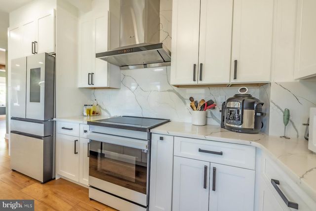 621-625 GILHAM ST, Philadelphia, PA 19111