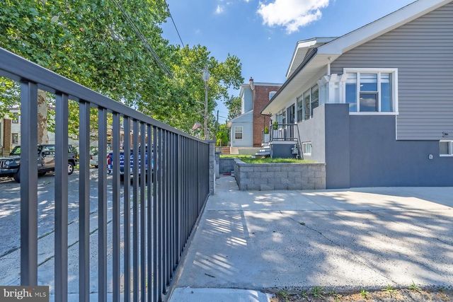 621-625 GILHAM ST, Philadelphia, PA 19111