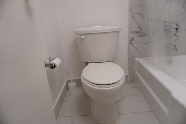 1250 NE 125th Street 216d, North Miami, FL 33161