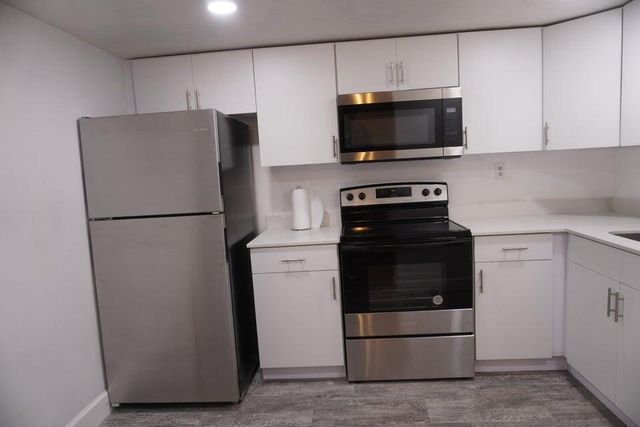 1250 NE 125th Street 216d, North Miami, FL 33161