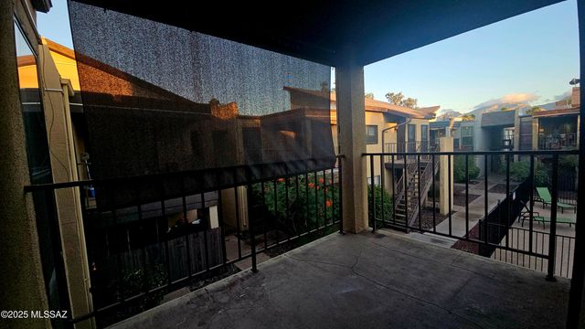 1620 N Wilmot Rd Unit F231, Tucson, AZ 85712