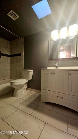 1620 N Wilmot Rd Unit F231, Tucson, AZ 85712