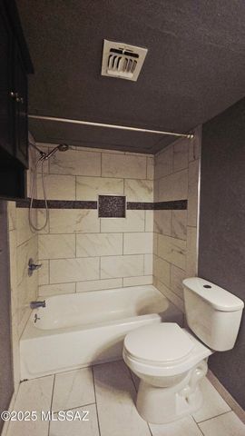 1620 N Wilmot Rd Unit F231, Tucson, AZ 85712