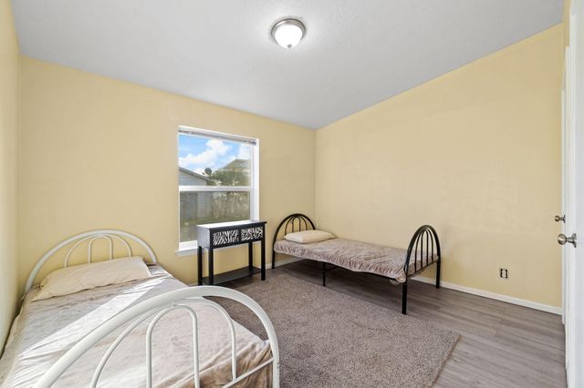 360 Grand Avenue, Crescent City, CA 95531