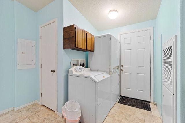 360 Grand Avenue, Crescent City, CA 95531