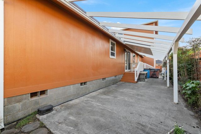 360 Grand Avenue, Crescent City, CA 95531