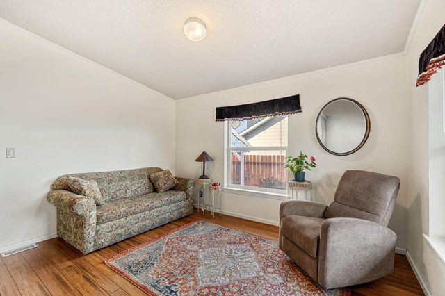 360 Grand Avenue, Crescent City, CA 95531