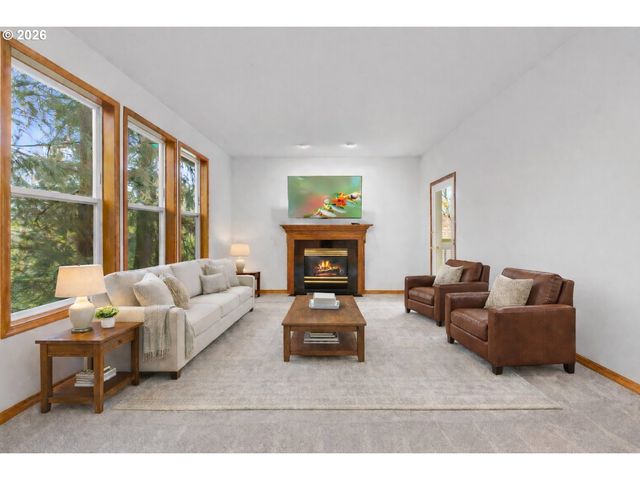 2321 Ne ESTATE Dr, Hillsboro, OR 97124