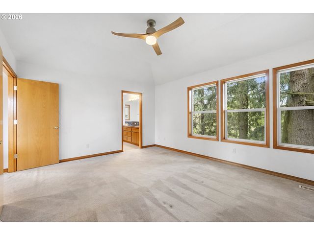 2321 Ne ESTATE Dr, Hillsboro, OR 97124