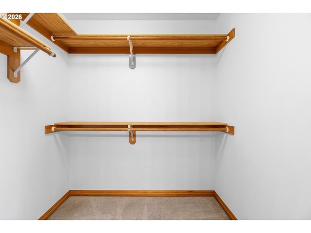 2321 Ne ESTATE Dr, Hillsboro, OR 97124