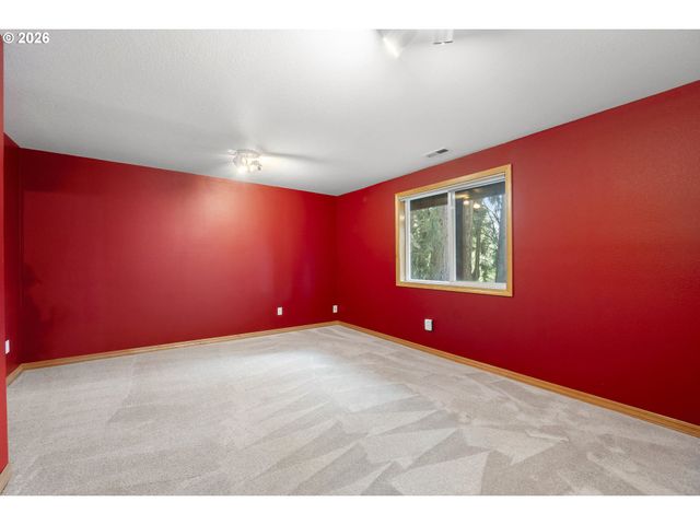 2321 Ne ESTATE Dr, Hillsboro, OR 97124