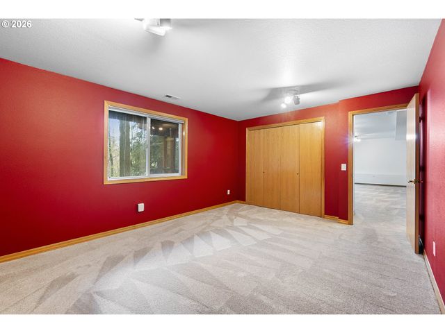 2321 Ne ESTATE Dr, Hillsboro, OR 97124