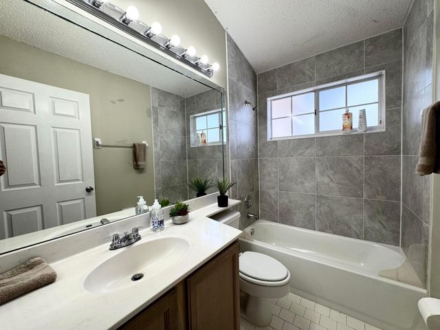13297 Emerald View Court, Wellington, FL 33414