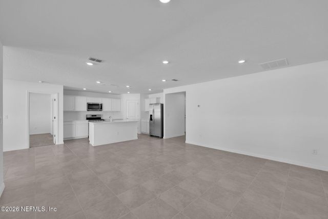 7082 SANDPERCH Street, Jacksonville, FL 32244