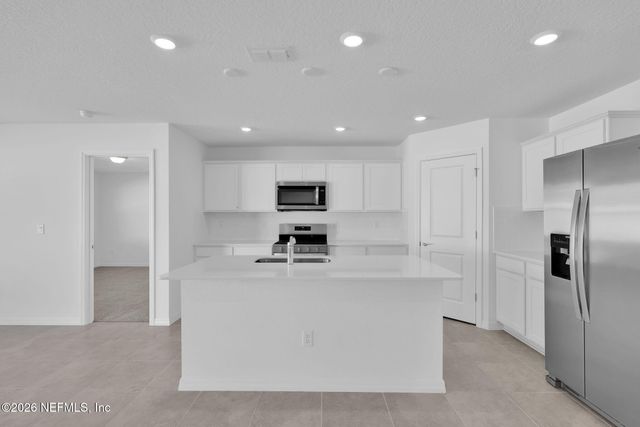 7082 SANDPERCH Street, Jacksonville, FL 32244