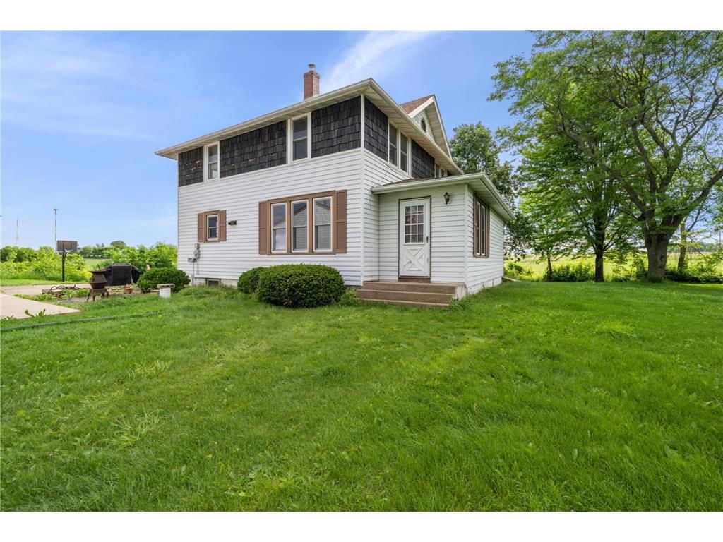 W9138 710th Avenue, River Falls, WI 54022
